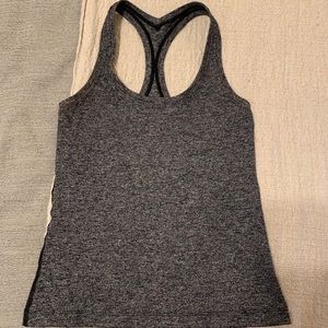 Lululemon cool racerback size 4